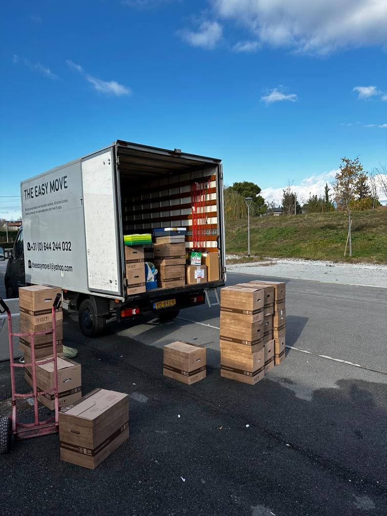 Moving van in Essen with boxes being loaded